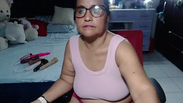 pervert_mommy_'s Live XXX Chat