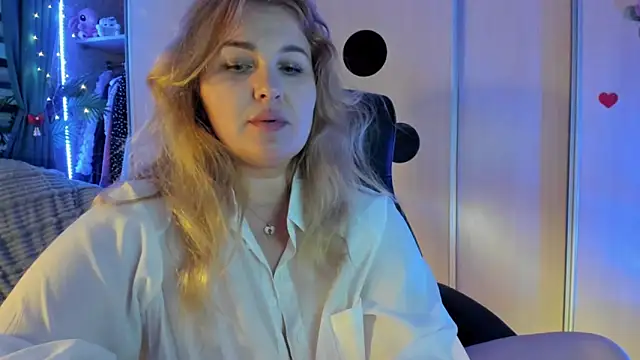 Chat XXX en directo de CoraSwon