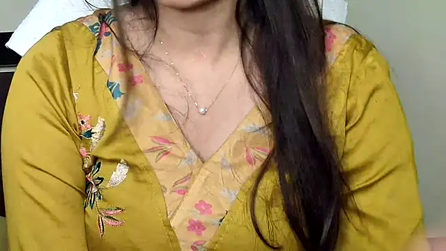 Naina_For_You's Live XXX Chat