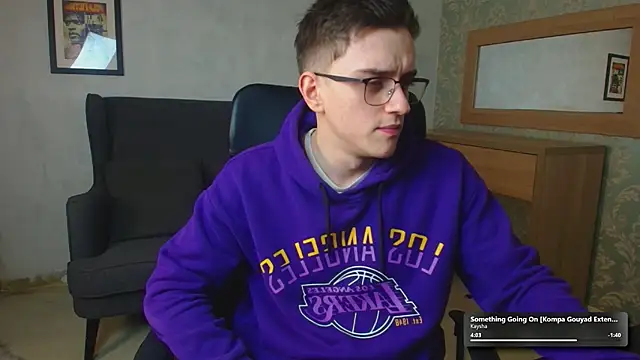 دردشة FelixStarkk الجنسية المباشرة