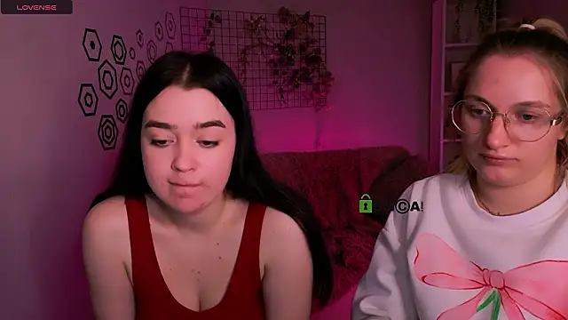 monica_xcx Show Webcam