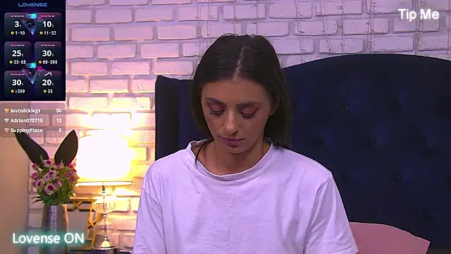 Yameera: онлайн-секс-чат