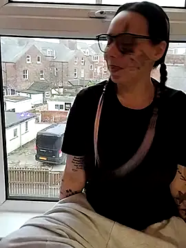 ThatAltGirl's Live XXX Chat