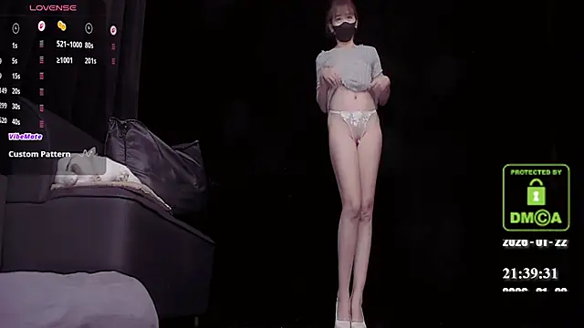 melia_Z live XXX chat