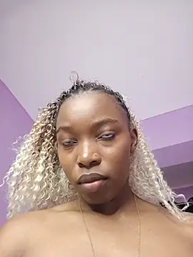 Danius-queen Chat XXX live