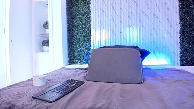 violet_scott 现场XXX聊天