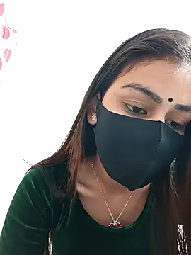 Show modela Tanisha-1 na web-kameri