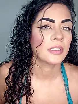 Zaahrinha Chat XXX live