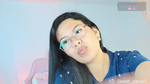 sweet_dania_ live XXX chat