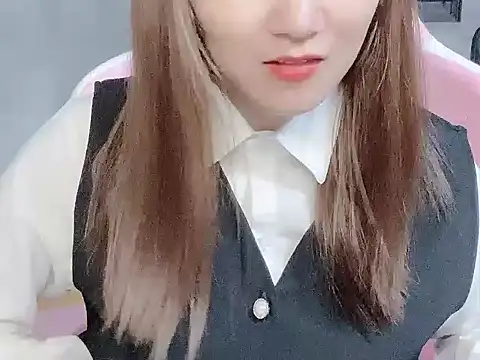 TranOanh999's Live XXX Chat