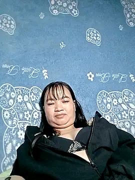 Noelle-e's Webcam Show