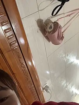 Liness101's Live XXX Chat