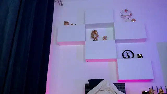 arianatattoos: απευθείας συνομιλία ΧΧΧ