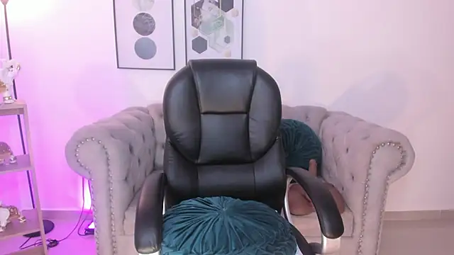 Chat +18 de Shantaall_ ao vivo