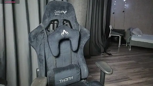 Betty_Blamee: απευθείας συνομιλία ΧΧΧ