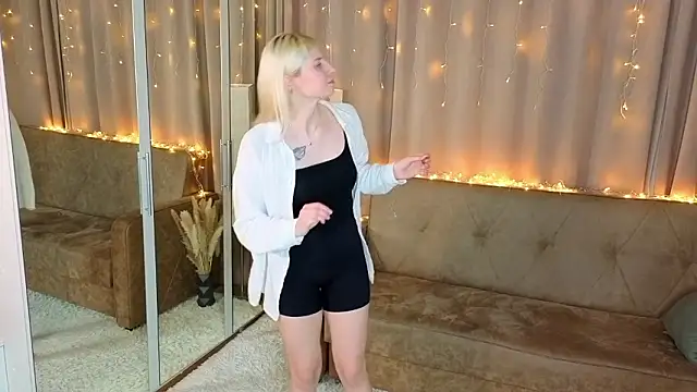 VellaKlaus Chat XXX live