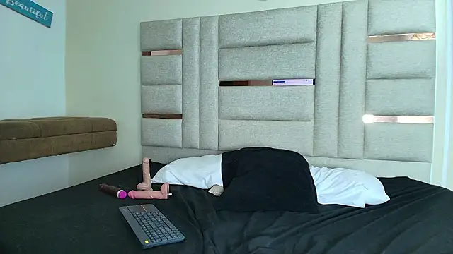 LittlePeach_ 即時 XXX 聊天