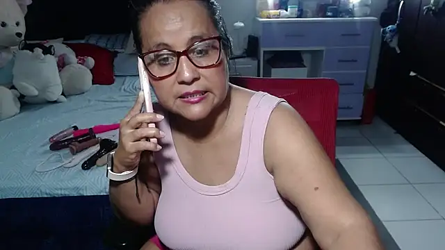 pervert_mommy_'s Live XXX Chat