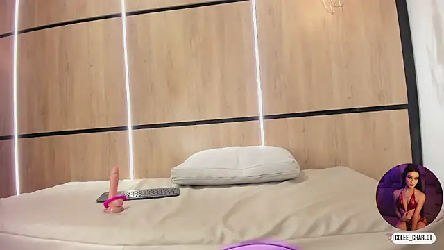 Chat XXX en directo de charlotte_colee