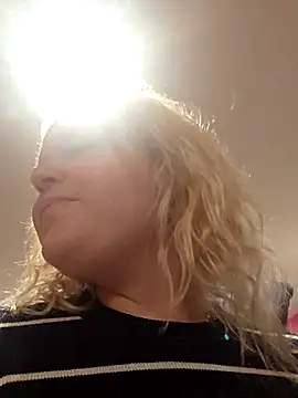 ladychat69 现场XXX聊天