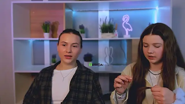 colla_white: απευθείας συνομιλία ΧΧΧ