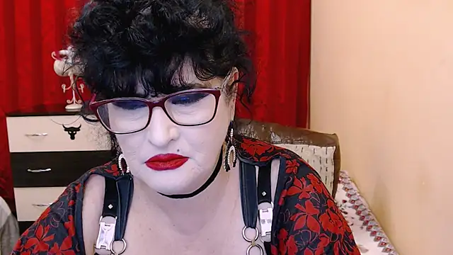 QuuenOfSin live XXX chat