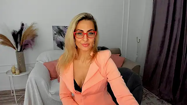 MuseOfStage's Webcam Show