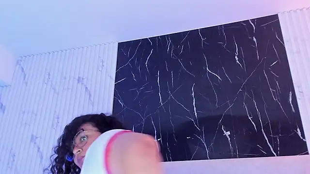 Reginavegaa's Live XXX Chat