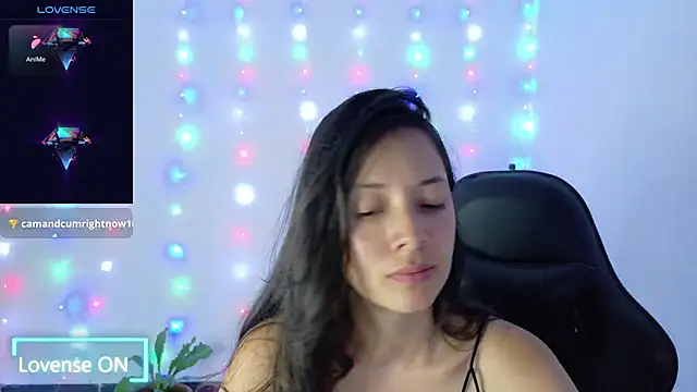 Sarasavage's Live XXX Chat