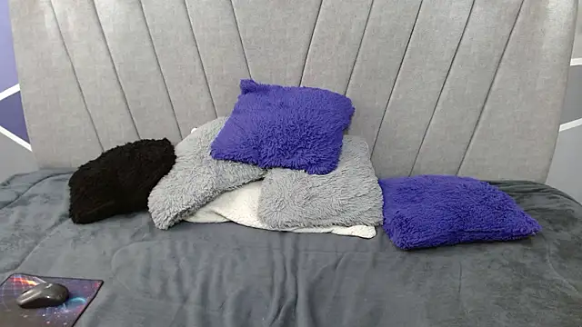 luna_merie: απευθείας συνομιλία ΧΧΧ