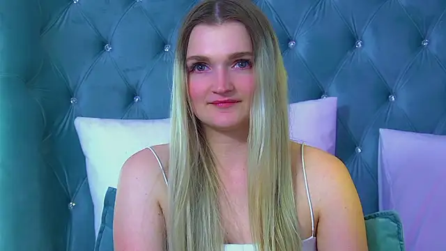 AnnyRaii: απευθείας συνομιλία ΧΧΧ