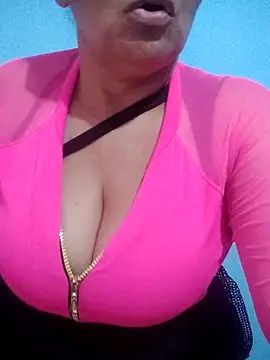 Amarantha25's Live XXX Chat