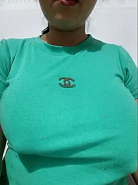 Chat +18 de Shine_Mai ao vivo