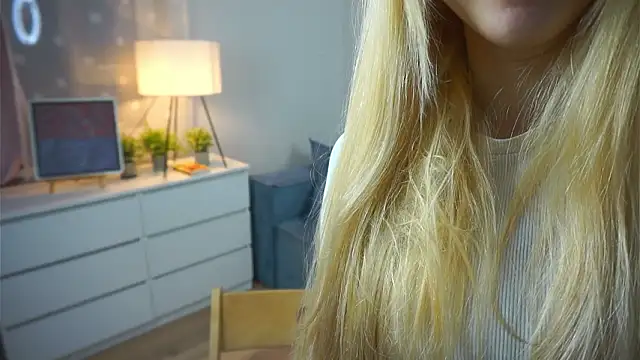 XXX chat uživo modela BuffyArdaly