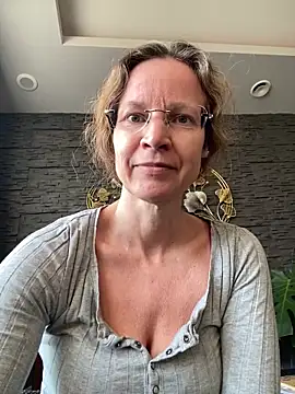 XXX chat uživo modela AnnikaRose