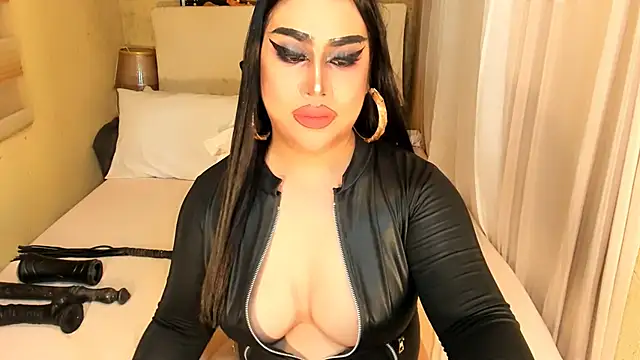 Živý XXX chat RavennaMiller