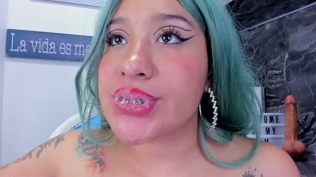 miss_danika Live XXX-Chat