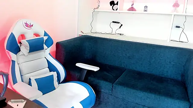 Samantha_Martiness 现场XXX聊天