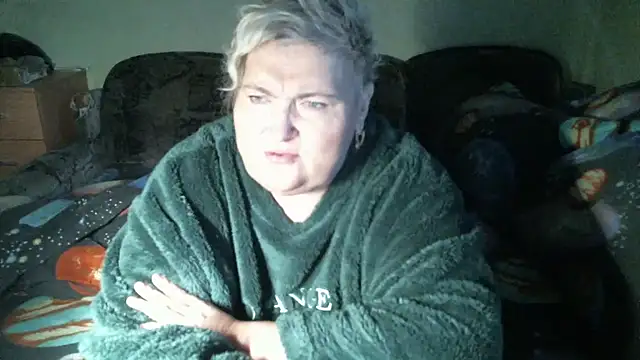 Lana555 লাইভ XXX চ্যাট