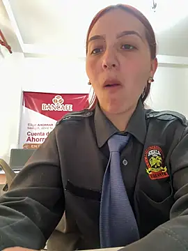 Emily-7_ – Naživo XXX chat