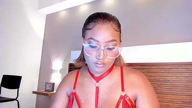 Adelehottman Live XXX-chat