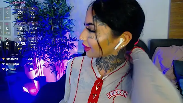 CreamyInkky_ Chat XXX live