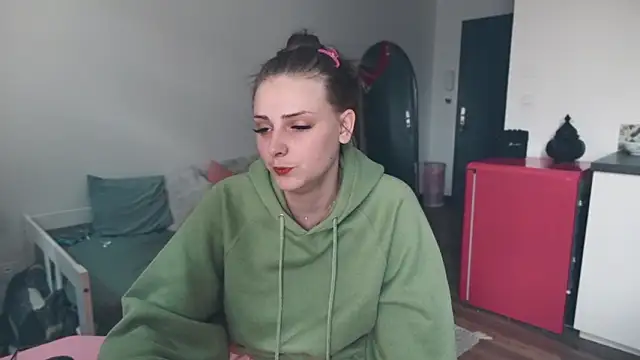 Celeste_Off Chat XXX live