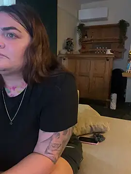 HeyBABYGIRL Chat XXX live