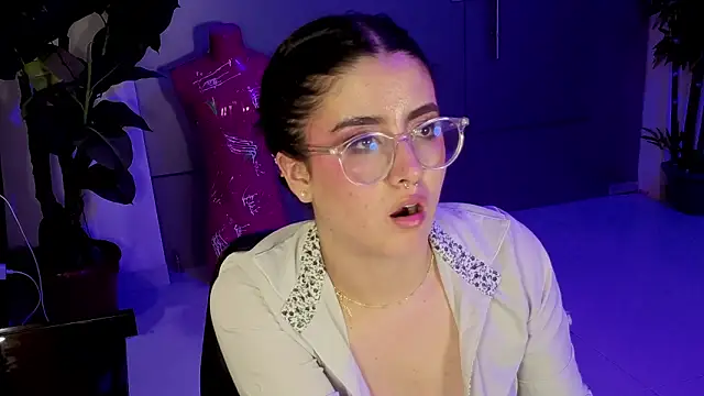 LiLLiAnderson Chat XXX live