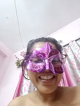 thanusi_2's Live XXX Chat