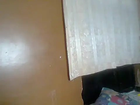 SEXY_MALIAN Adlı Modelin Canlı XXX Sohbeti