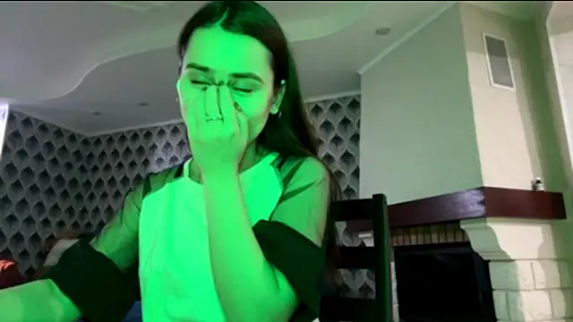 MiloyNoir – Live XXX-chat