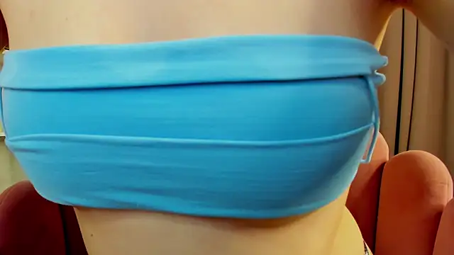 TessaDavidsonのライブXXXチャット