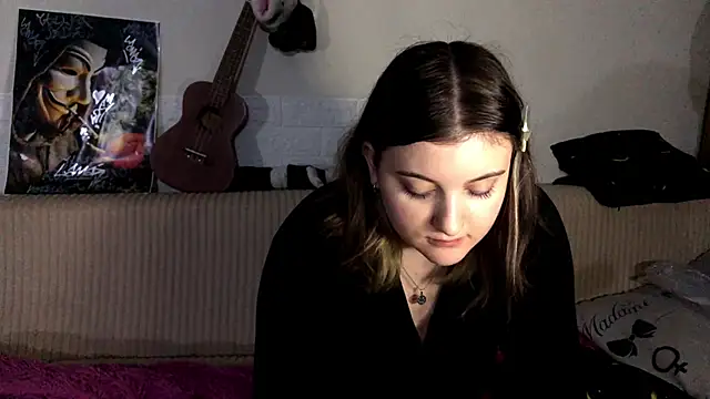 ElaraBlack – Naživo XXX chat